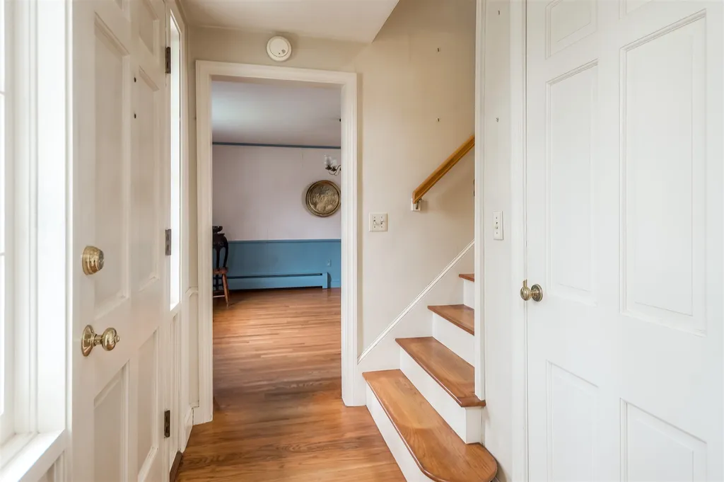 15 Burnham Avenue Durham NH 03824