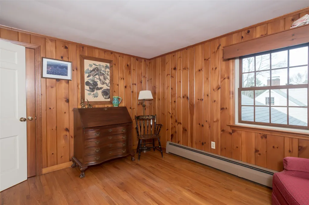 15 Burnham Avenue Durham NH 03824