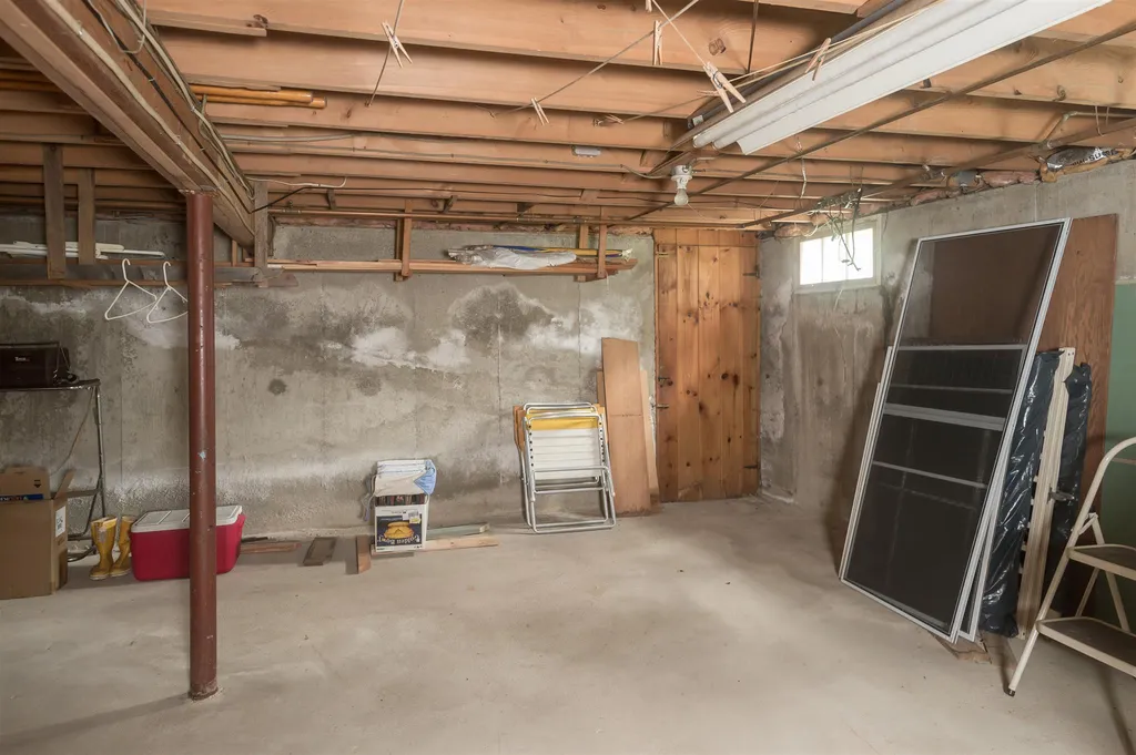 15 Burnham Avenue Durham NH 03824
