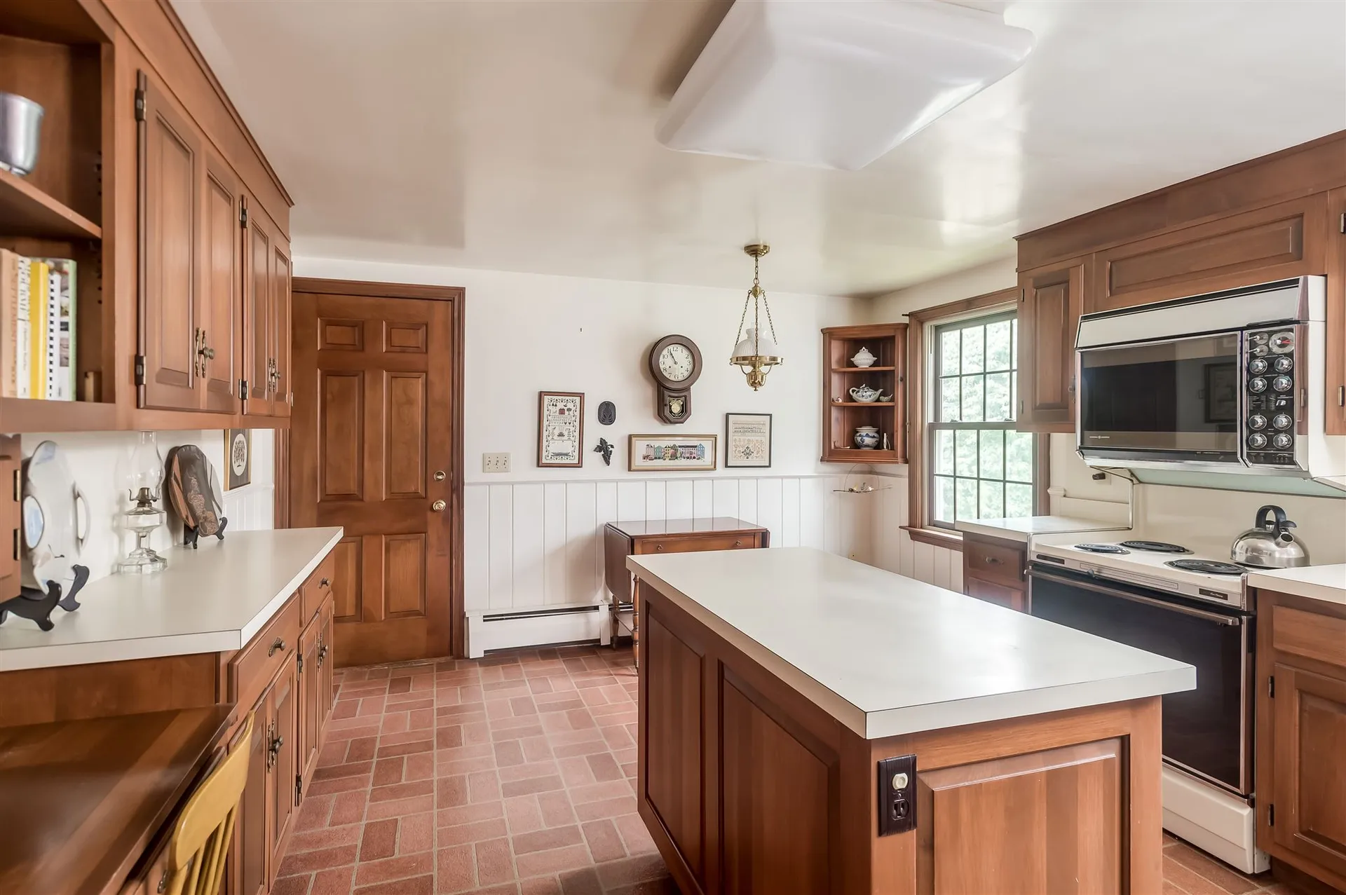 15 Burnham Avenue Durham NH 03824