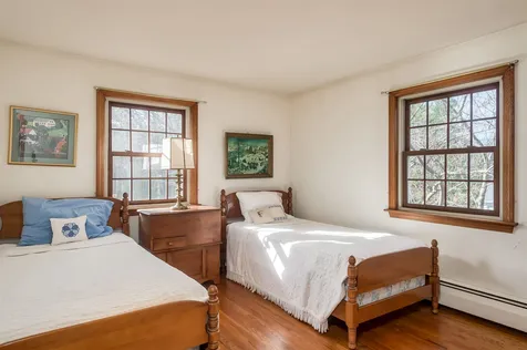 15 Burnham Avenue Durham NH 03824