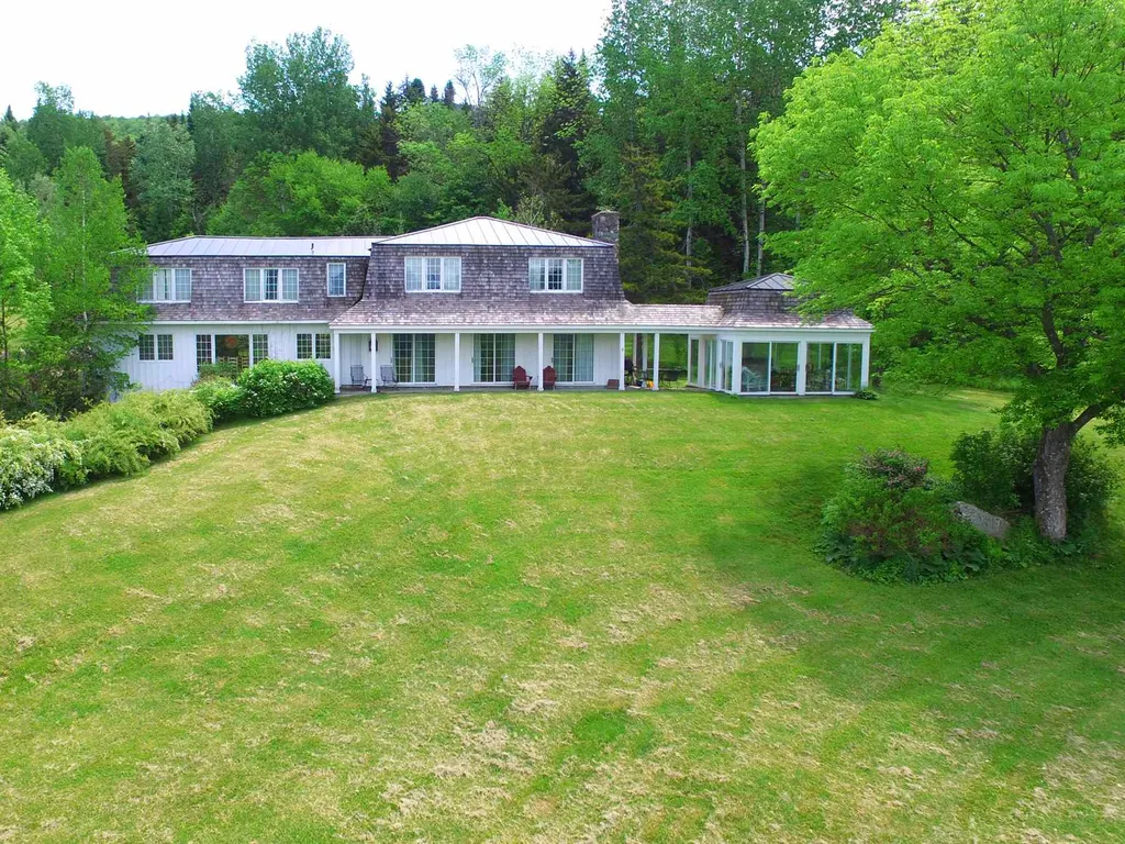 637 Senor Road Warren VT 05674