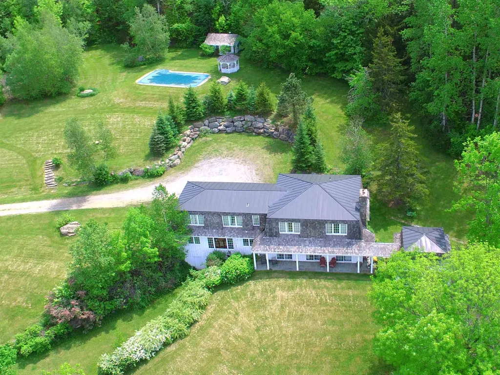 637 Senor Road Warren VT 05674