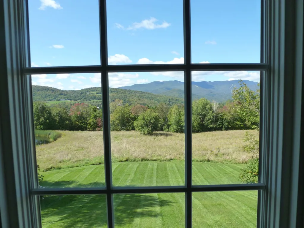637 Senor Road Warren VT 05674