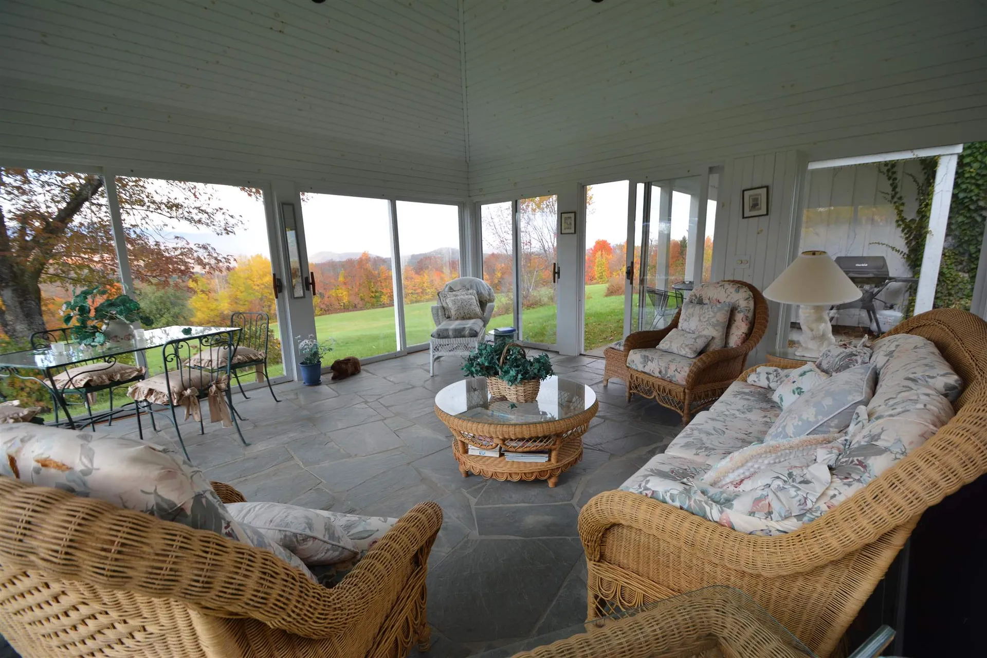 637 Senor Road Warren VT 05674