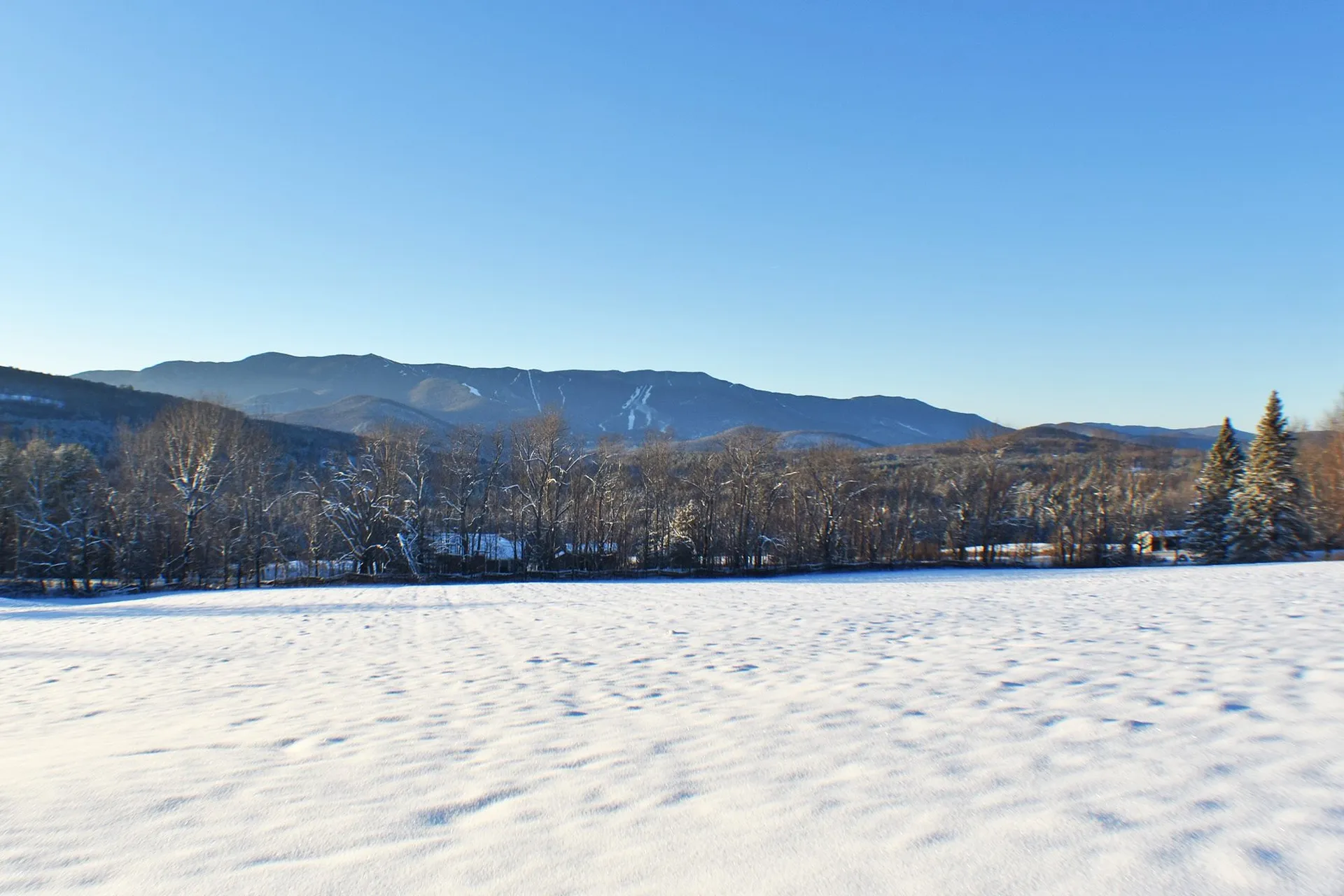 637 Senor Road Warren VT 05674