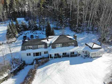637 Senor Road Warren VT 05674