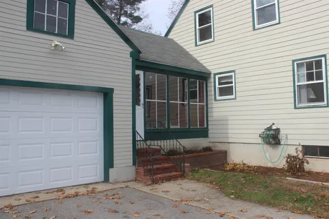 75 Bellamy Road Dover NH 03820