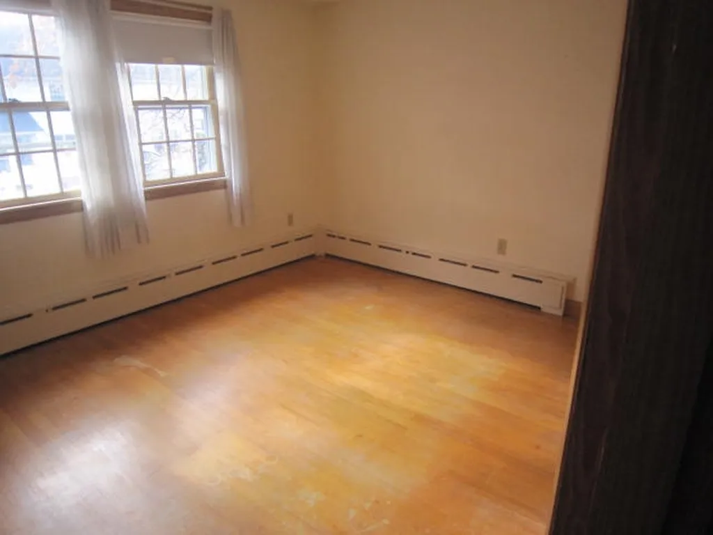 26 Madison Avenue Rochester NH 03867