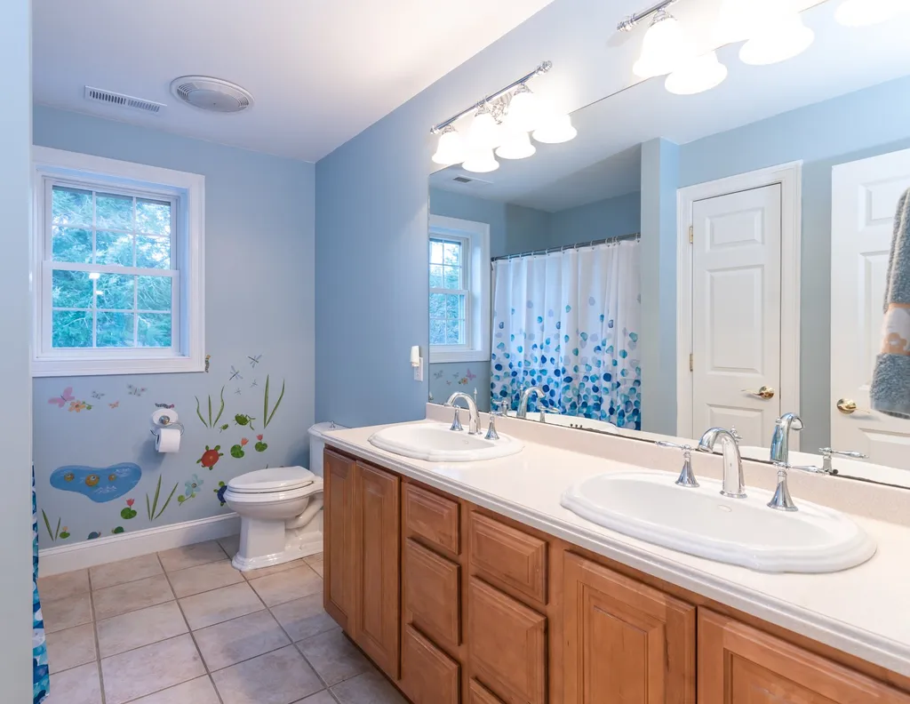 18r Autumn Lane Stratham NH 03885