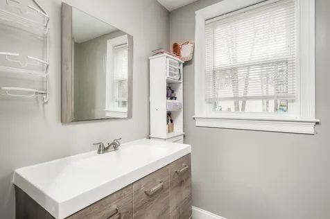 20 Watson Drive Rochester NH 03867