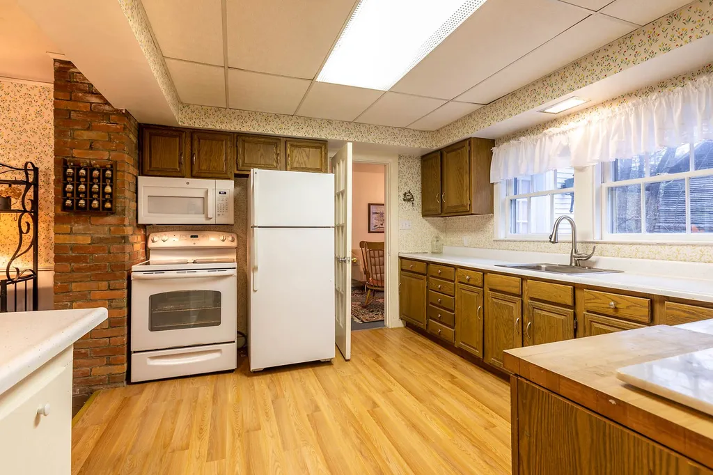 1422 Lillieville Brook Road Bethel VT 05032