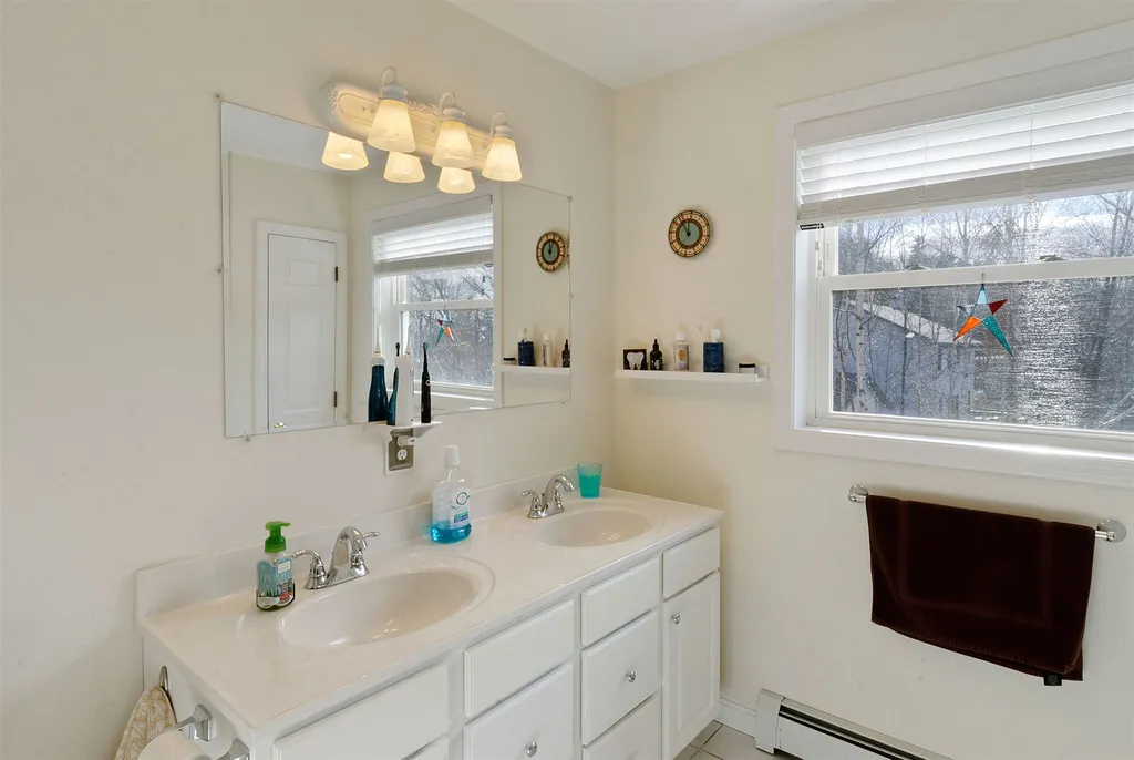 193 Chestnut Drive Gilford NH 03249