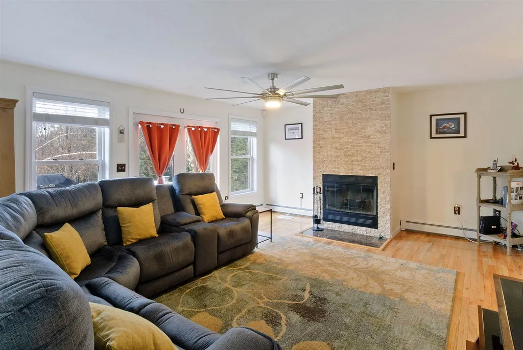 193 Chestnut Drive Gilford NH 03249