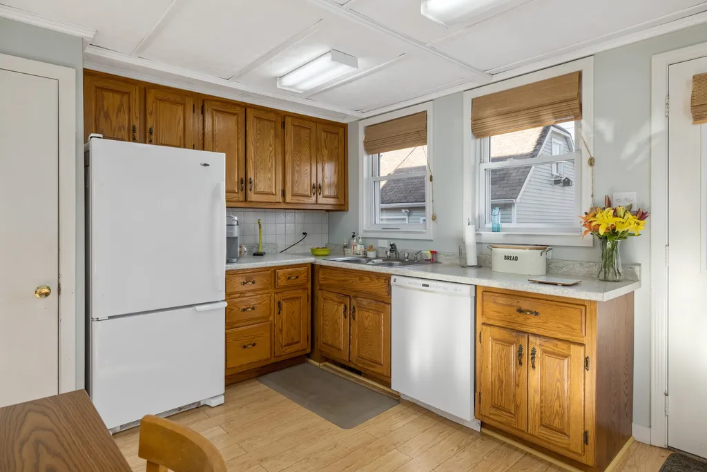 194 Concord Way Portsmouth NH 03801