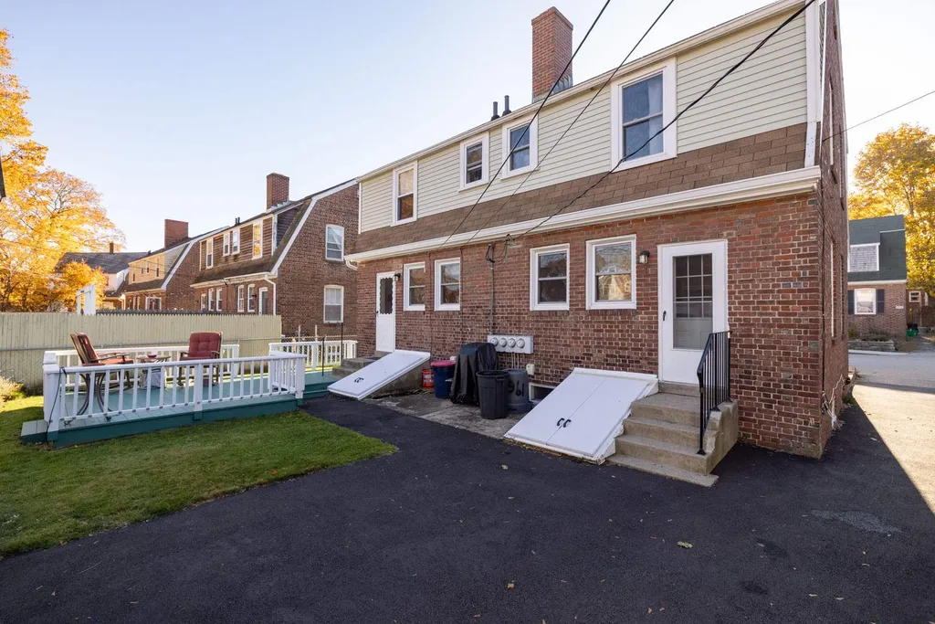 194 Concord Way Portsmouth NH 03801