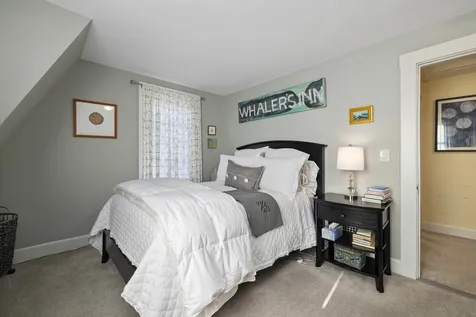 194 Concord Way Portsmouth NH 03801