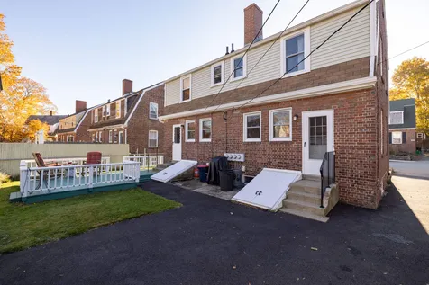 194 Concord Way Portsmouth NH 03801