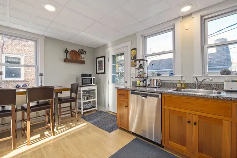 194 Concord Way Portsmouth NH 03801