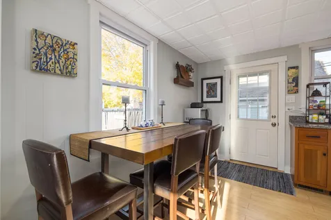 194 Concord Way Portsmouth NH 03801