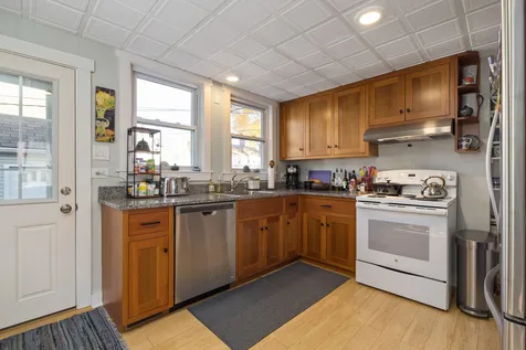 194 Concord Way Portsmouth NH 03801