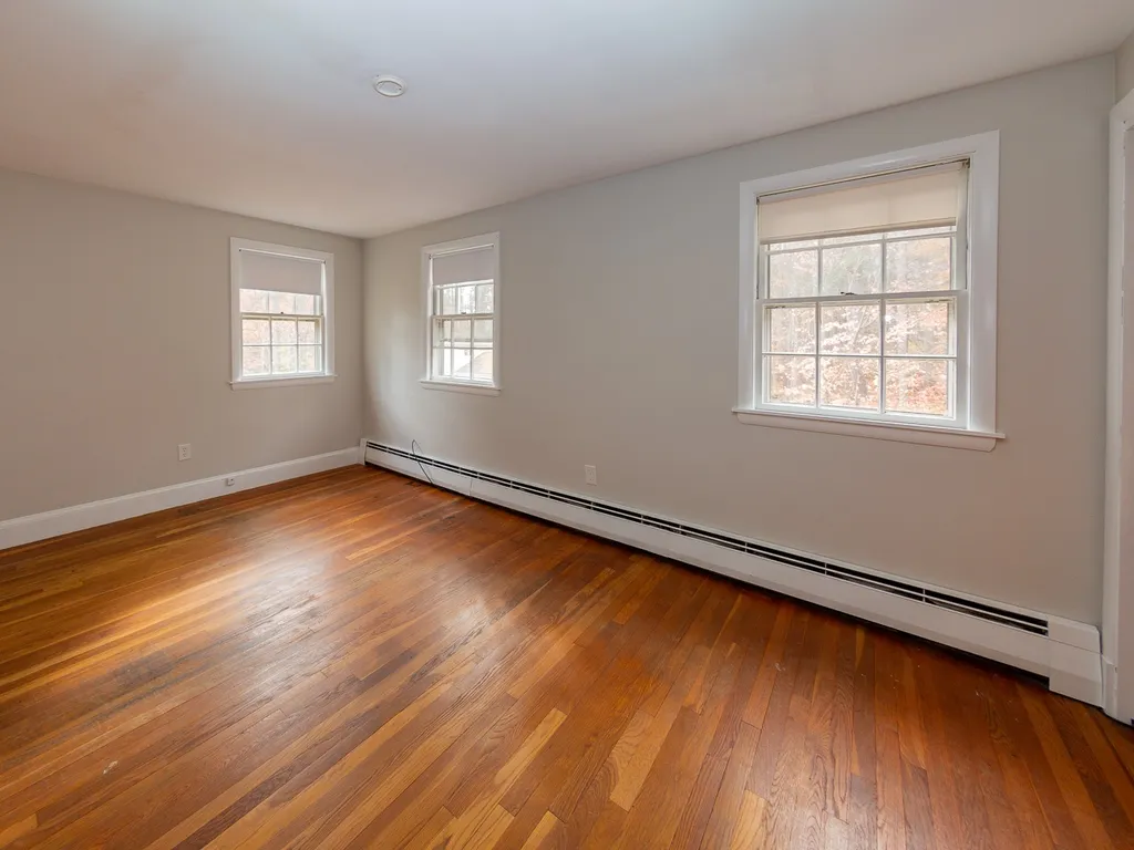 15 Davis Avenue Durham NH 03824