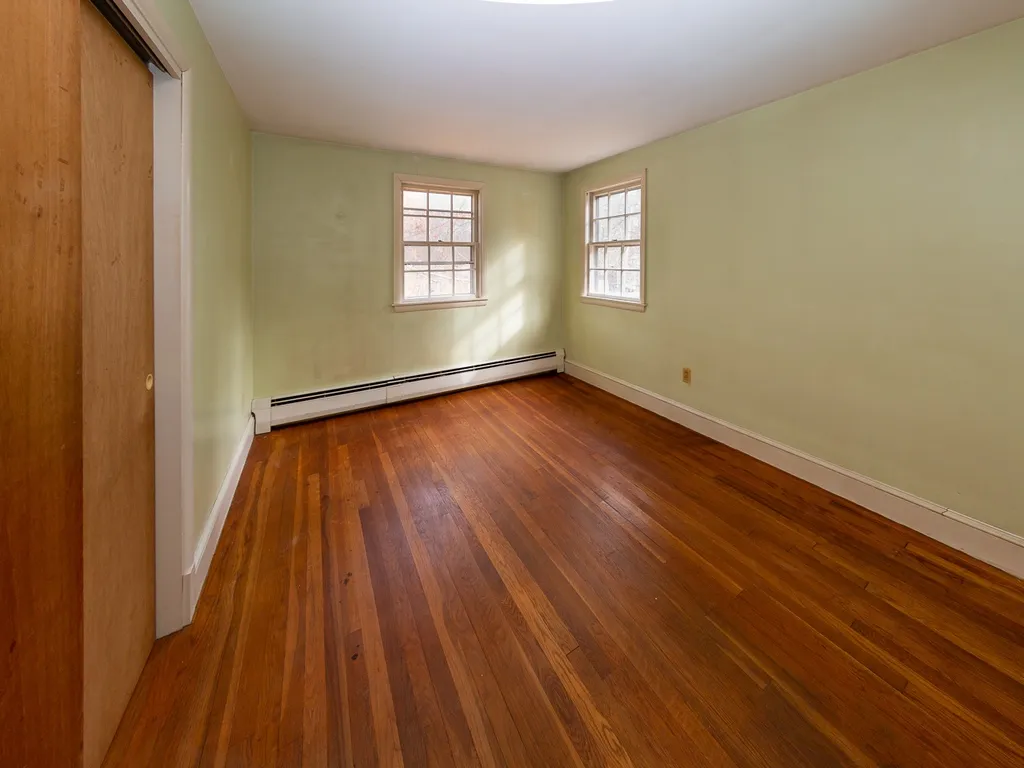 15 Davis Avenue Durham NH 03824