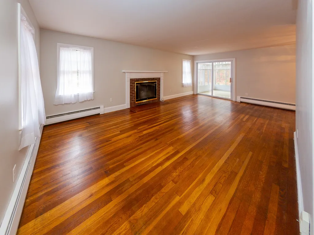 15 Davis Avenue Durham NH 03824