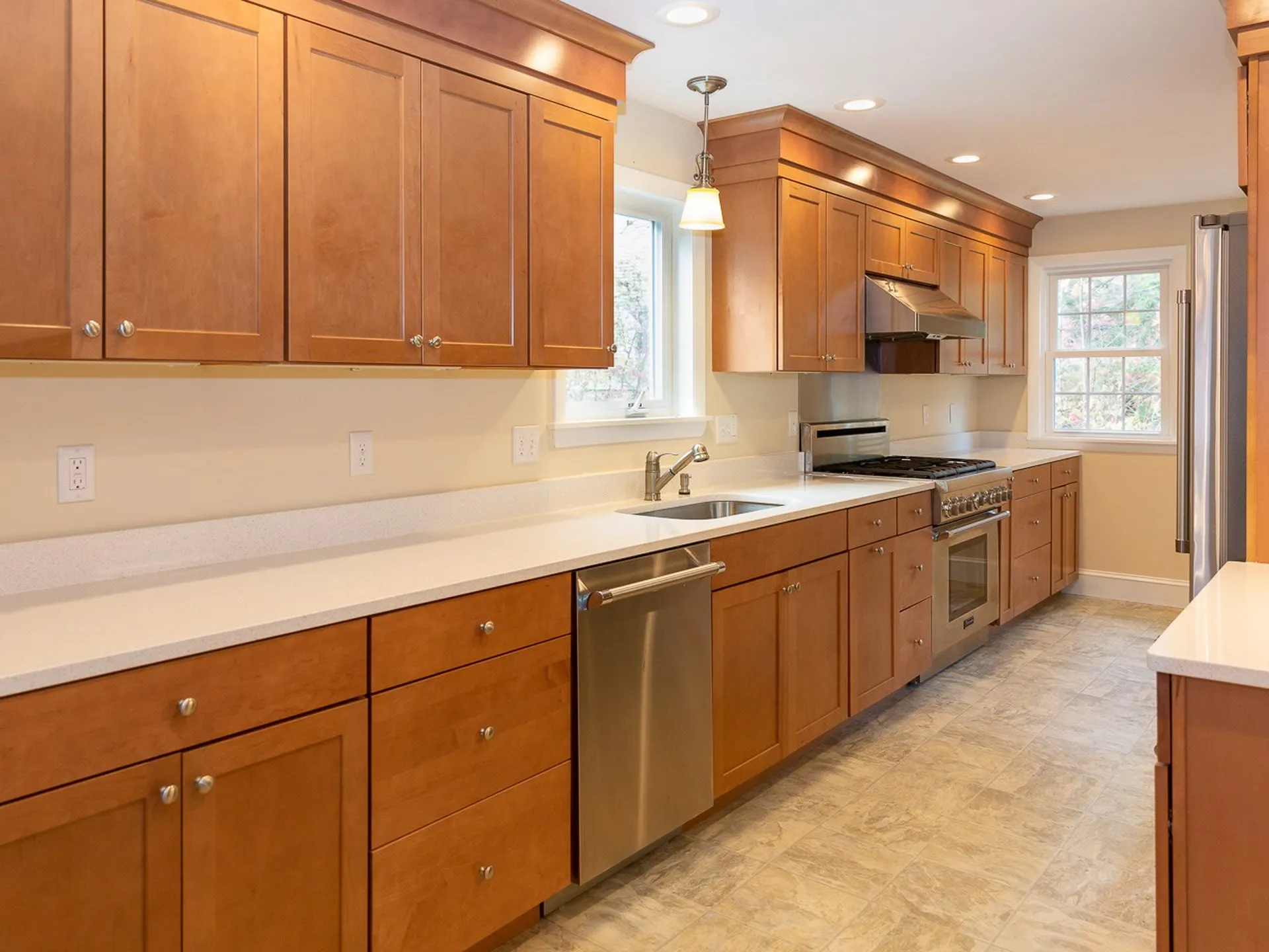 15 Davis Avenue Durham NH 03824