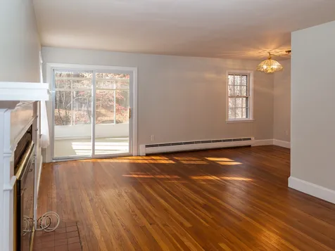 15 Davis Avenue Durham NH 03824