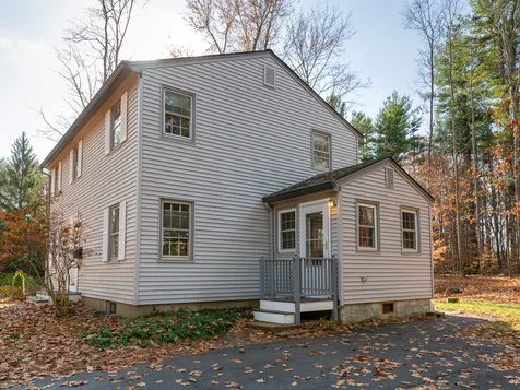 15 Davis Avenue Durham NH 03824