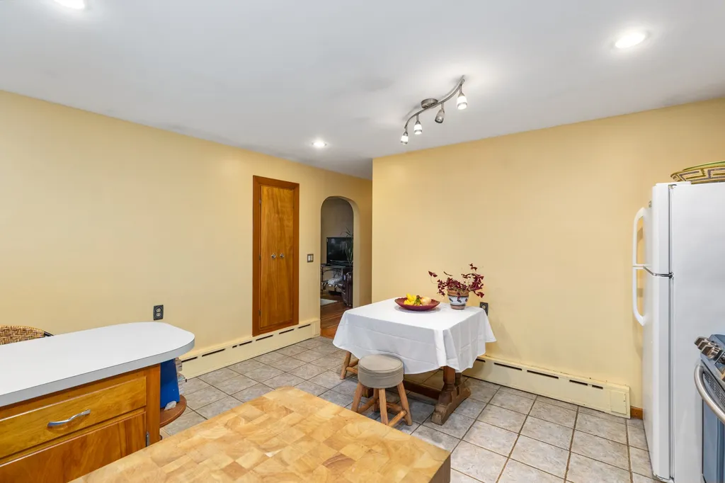 132 General John Sullivan Way Rollinsford NH 03869