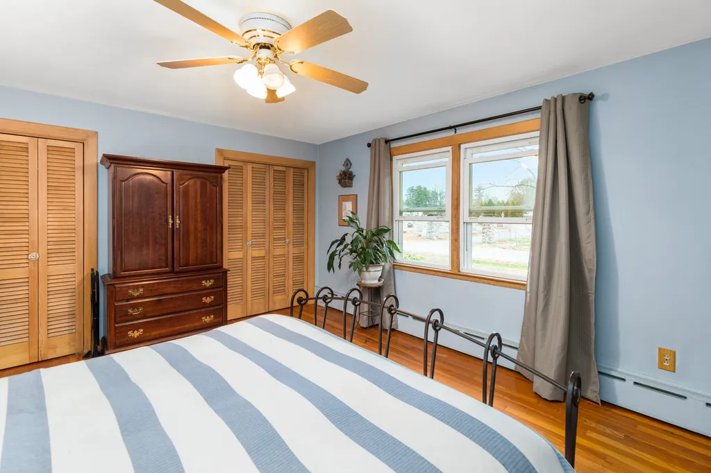 132 General John Sullivan Way Rollinsford NH 03869