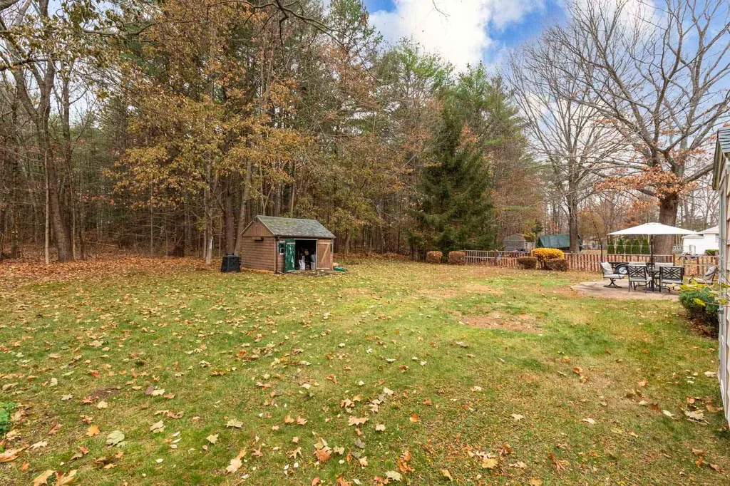 132 General John Sullivan Way Rollinsford NH 03869