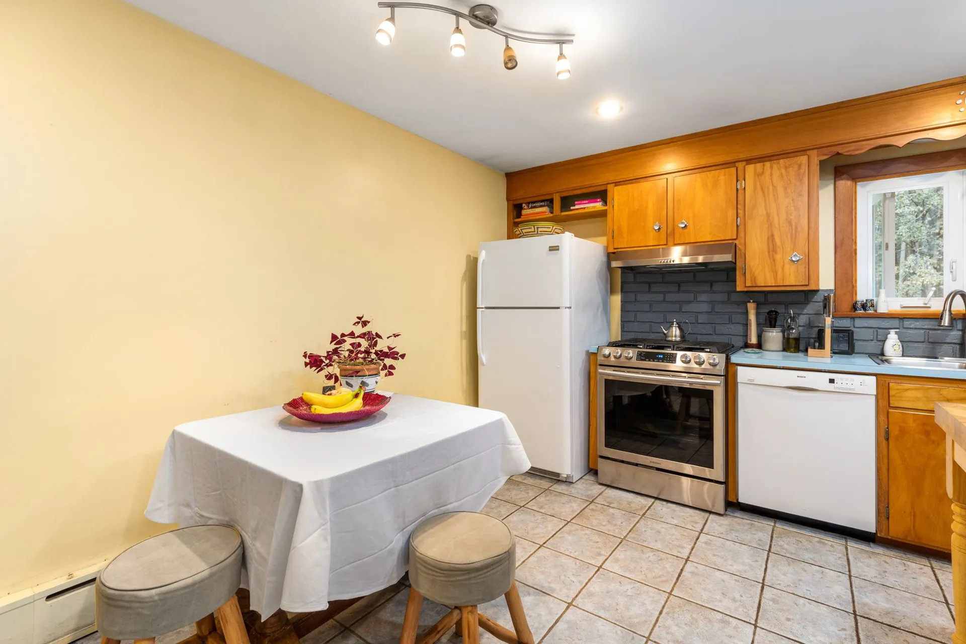 132 General John Sullivan Way Rollinsford NH 03869