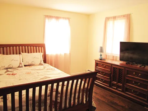 3 Castle Rock Drive Raymond NH 03077