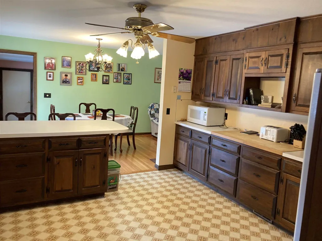 163 Athens Road Grafton VT 05154