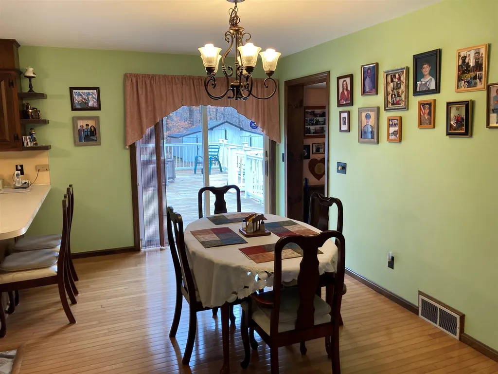 163 Athens Road Grafton VT 05154