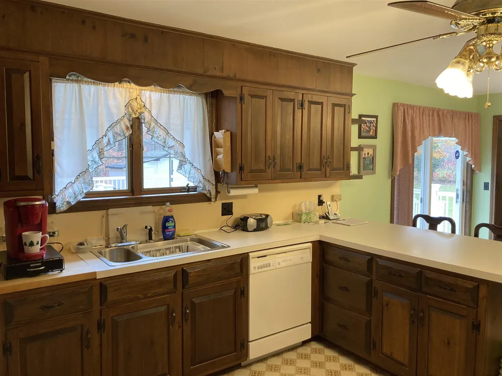163 Athens Road Grafton VT 05154