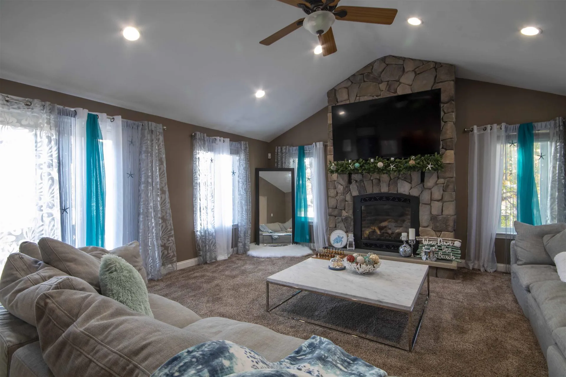11 Cheshire Street Nashua NH 03063
