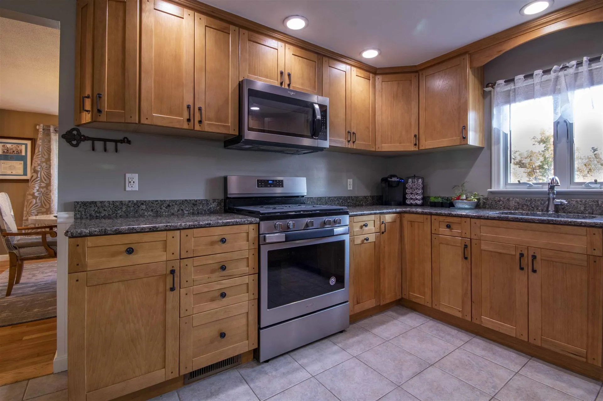 11 Cheshire Street Nashua NH 03063