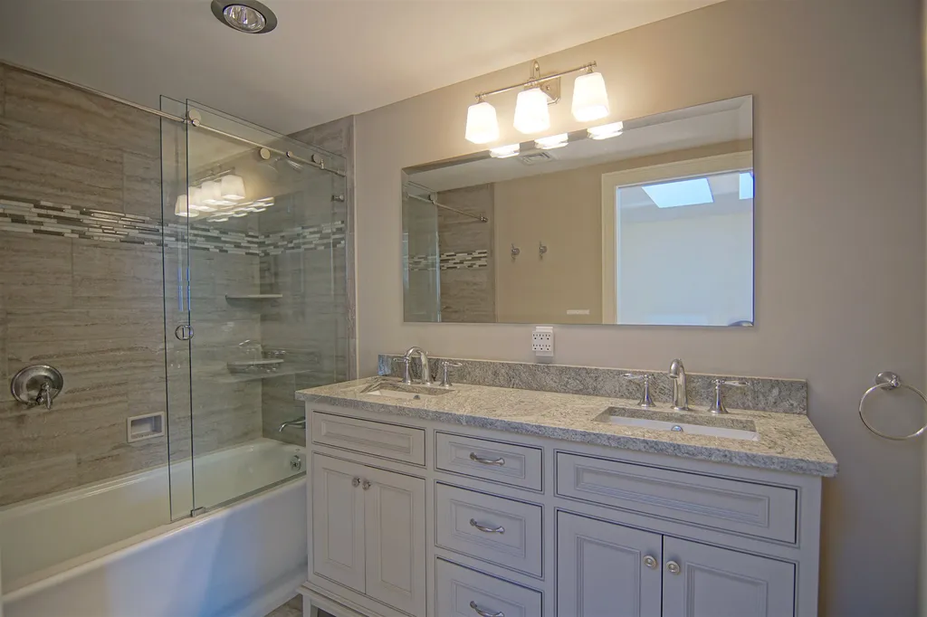 16 Porter Street Portsmouth NH 03801