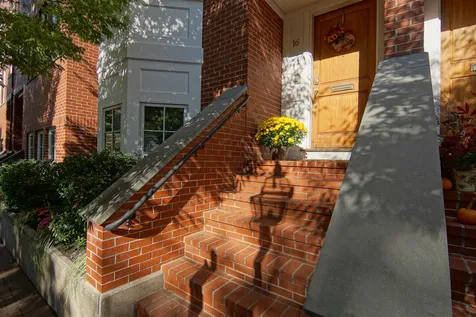16 Porter Street Portsmouth NH 03801