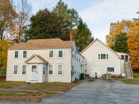 6 Depot Road Kingston NH 03848
