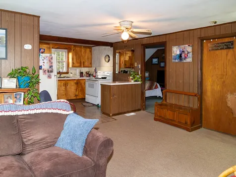 6 Depot Road Kingston NH 03848