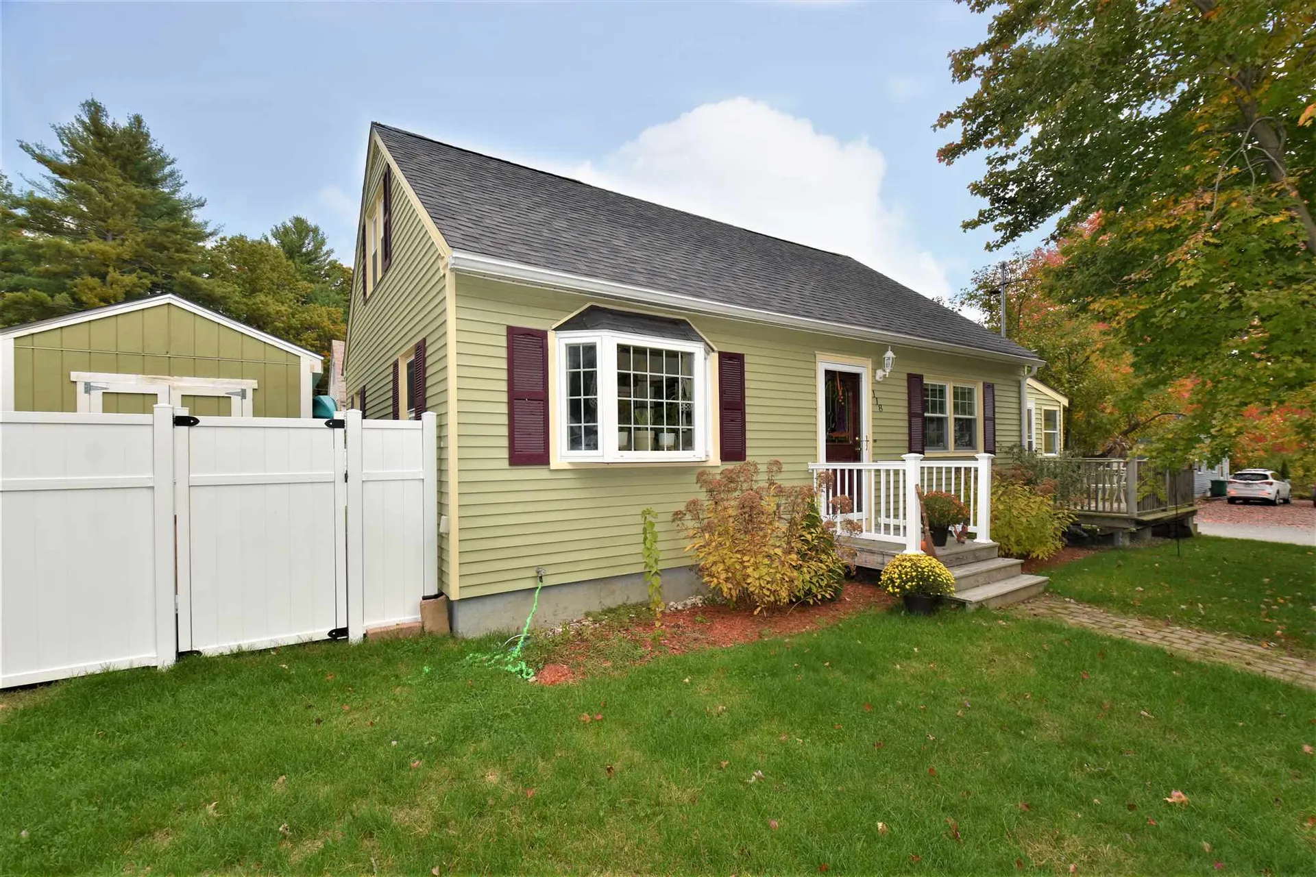 118 E Glenwood Street Nashua NH 03060