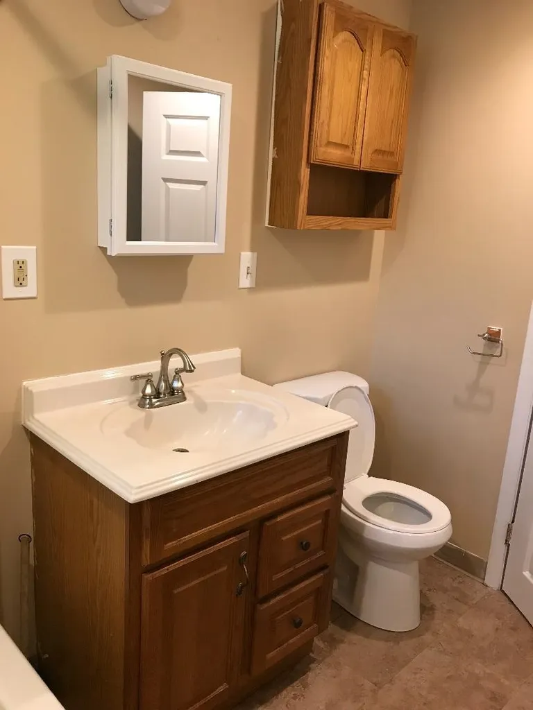 8 Park Place Hillsborough NH 03244