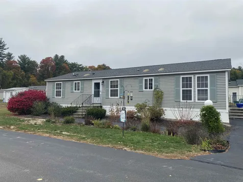 19 Krystal Drive Hudson NH 03051