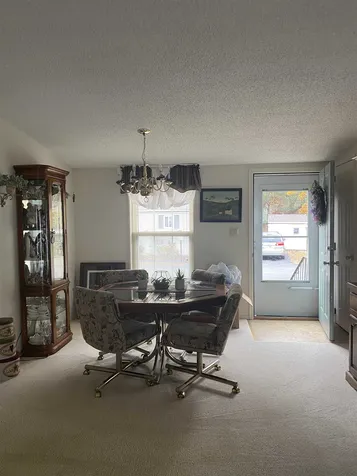 19 Krystal Drive Hudson NH 03051