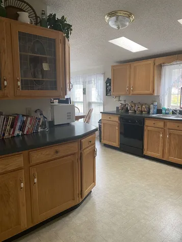 19 Krystal Drive Hudson NH 03051
